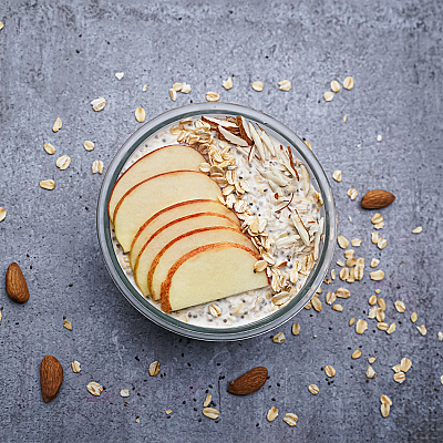 Overnight Oats and Chia Puddings (Coconut Milk)